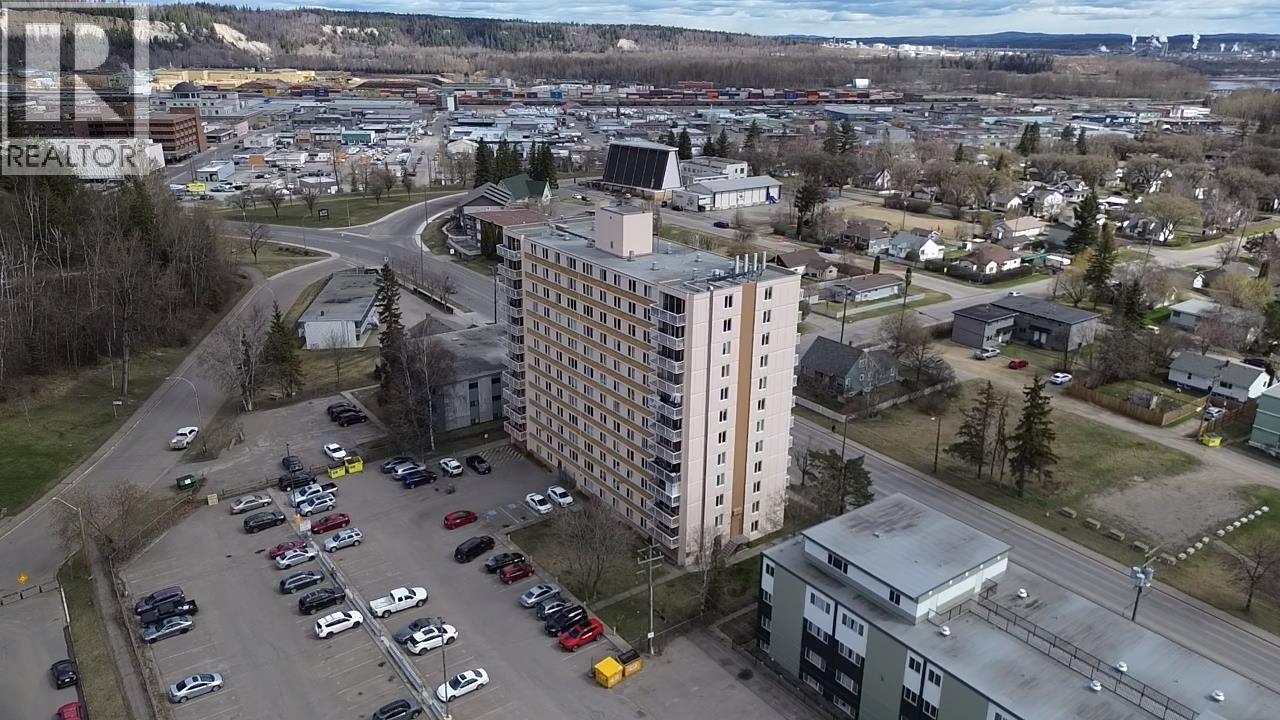 #1003 1501 QUEENSWAY STREET - 3