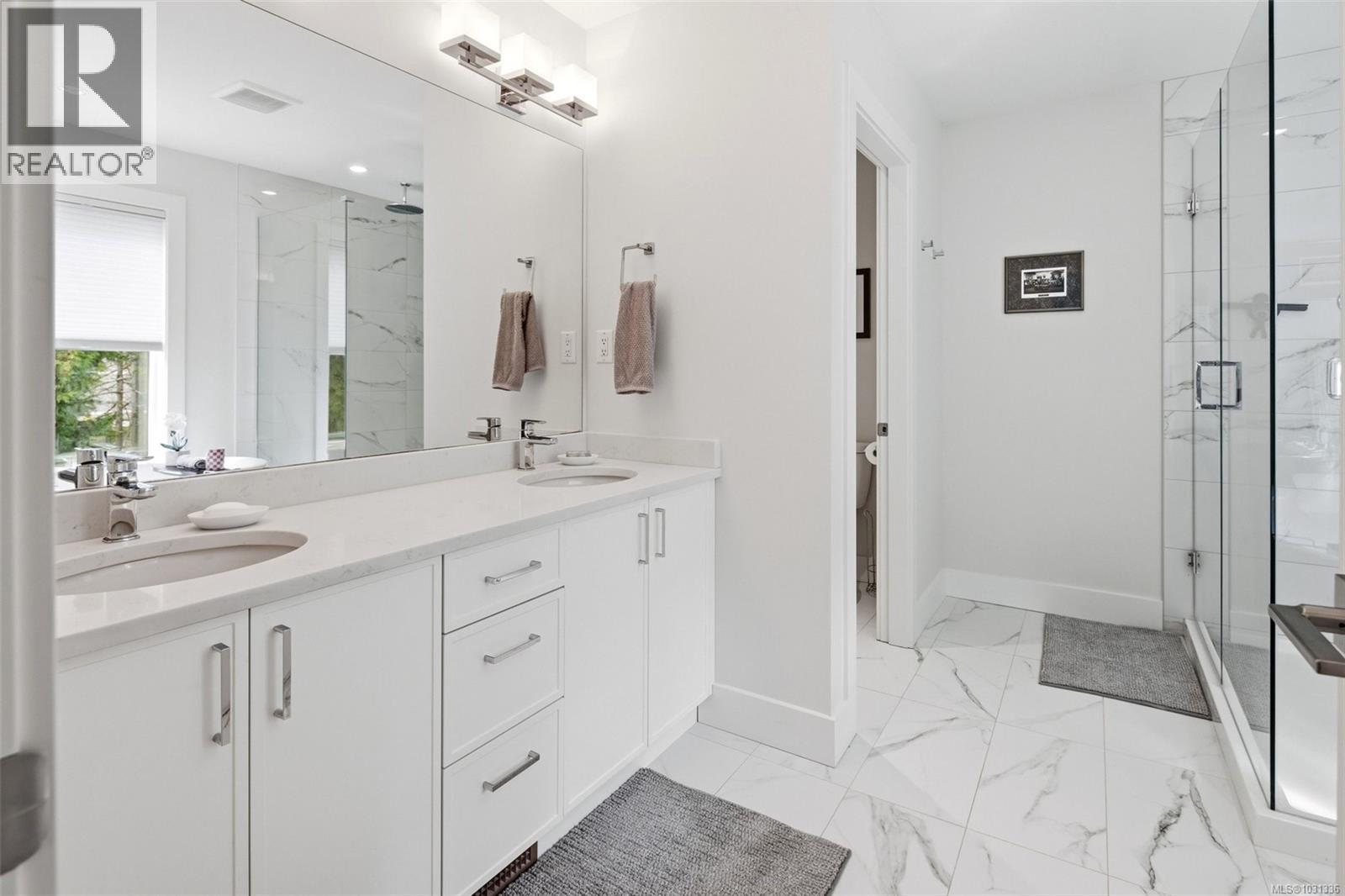 3520 PAPERBARK CRES - 26