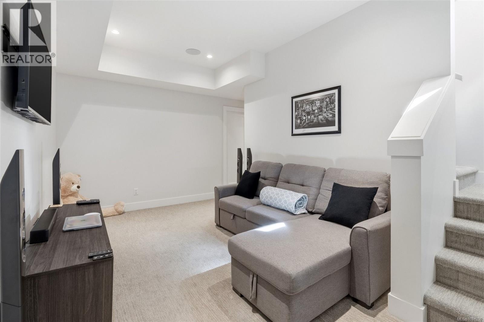 3520 PAPERBARK CRES - 33