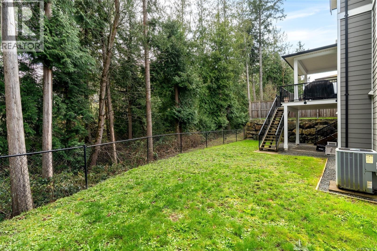 3520 PAPERBARK CRES - 38