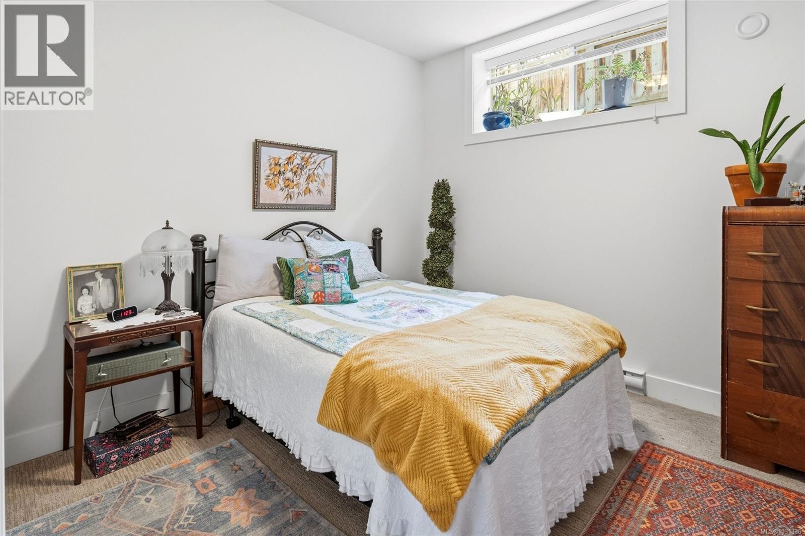 3520 PAPERBARK CRES - 44