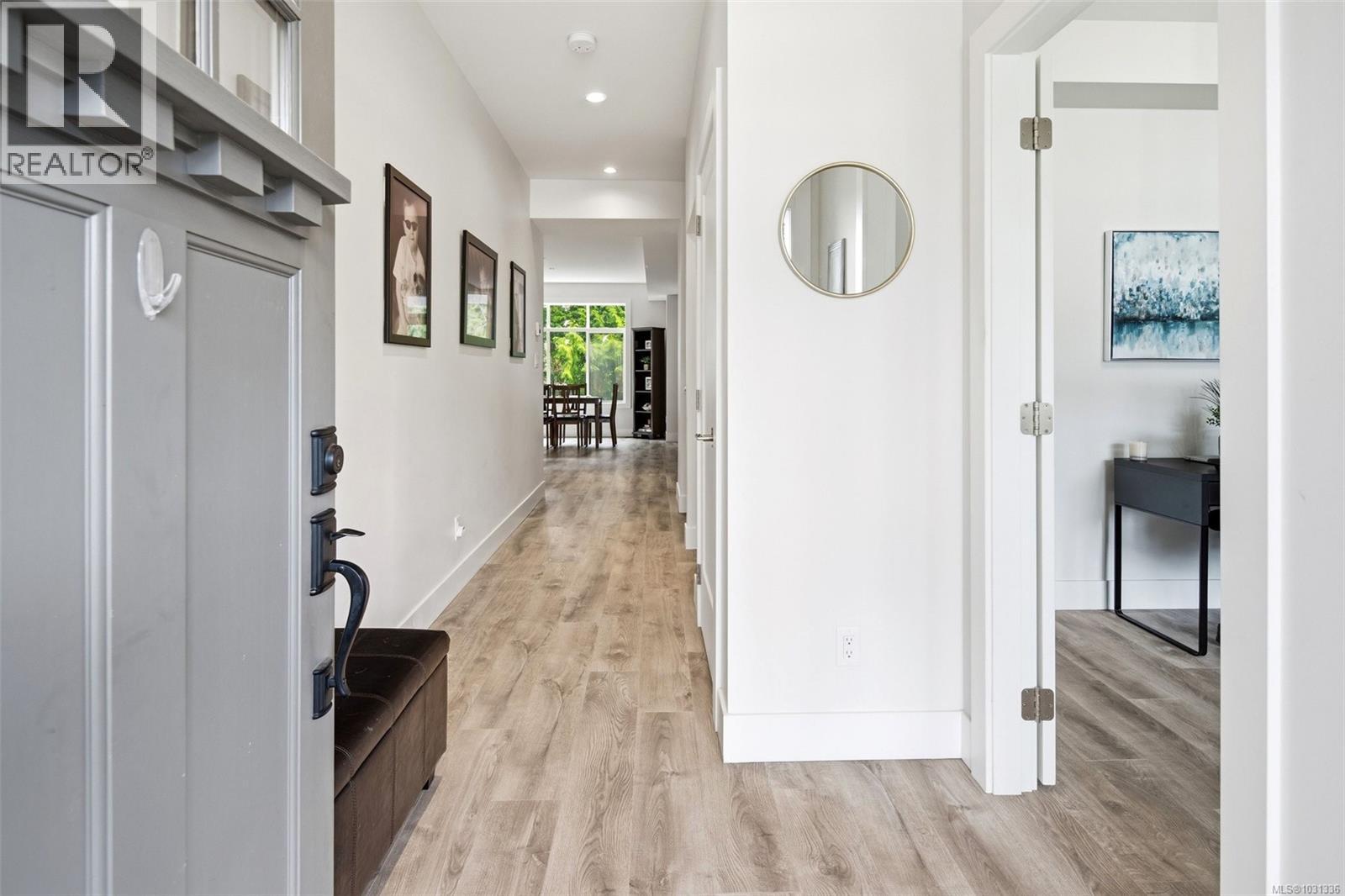 3520 PAPERBARK CRES - 5