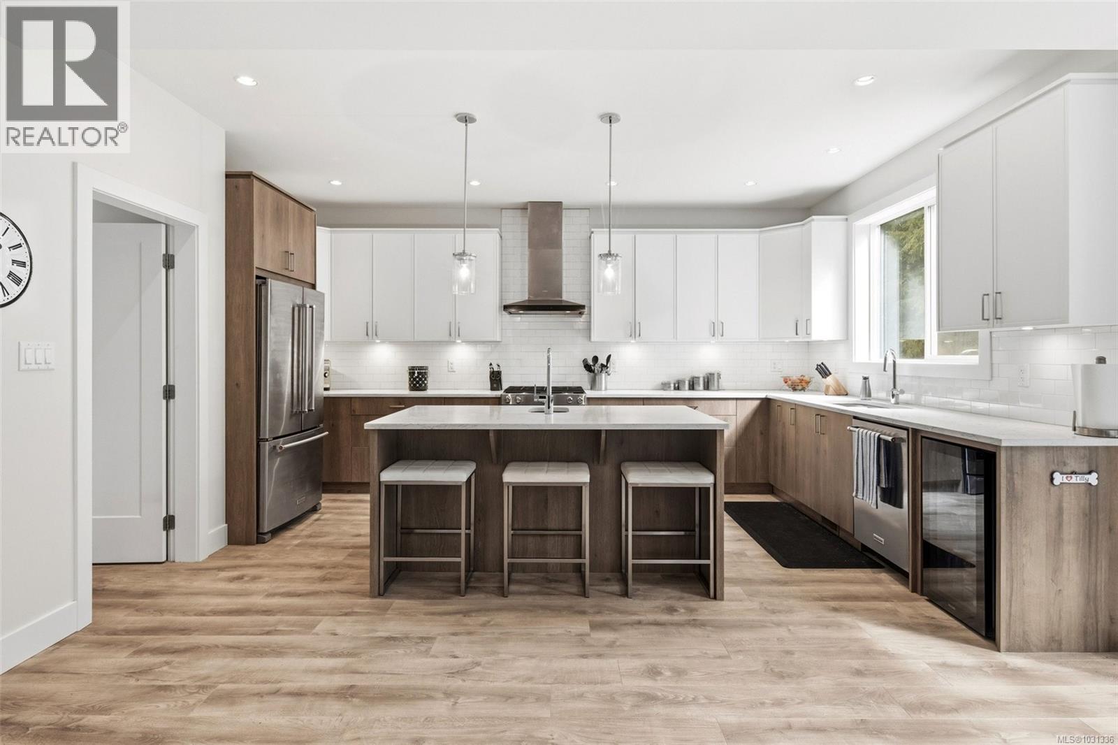 3520 PAPERBARK CRES - 9