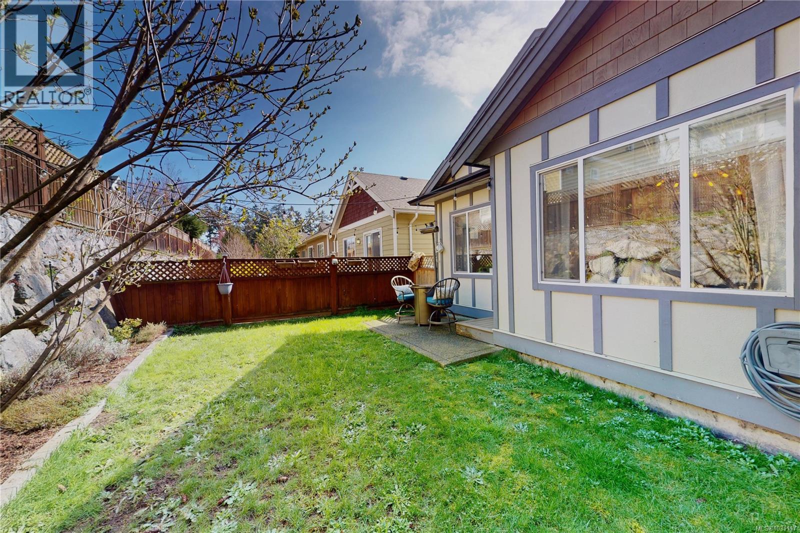 1226 Parkdale Creek Gdns, Langford