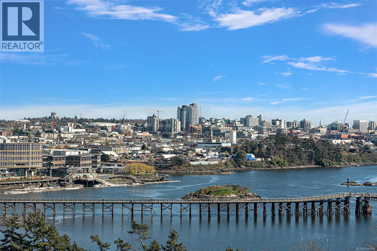 #PH1 103 GORGE RD E - 19