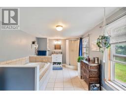 2pc Bathroom - 5042 Ns-1, Weymouth North, NS B0W3T0 Photo 14