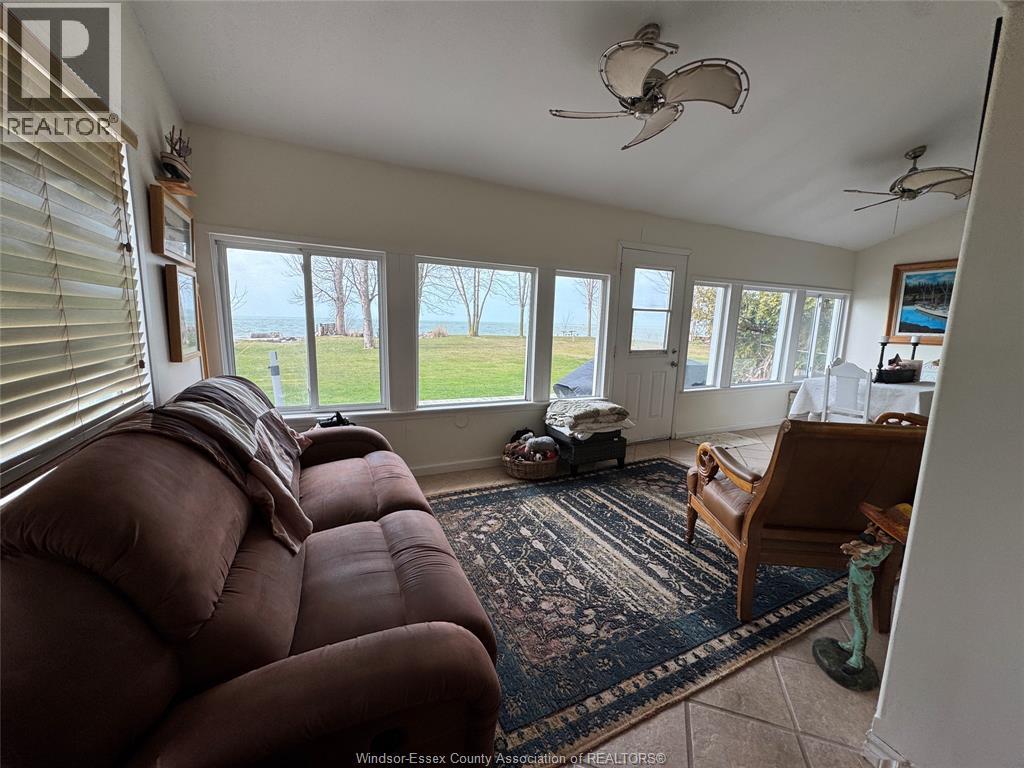 198 ROBSON ROAD - 22