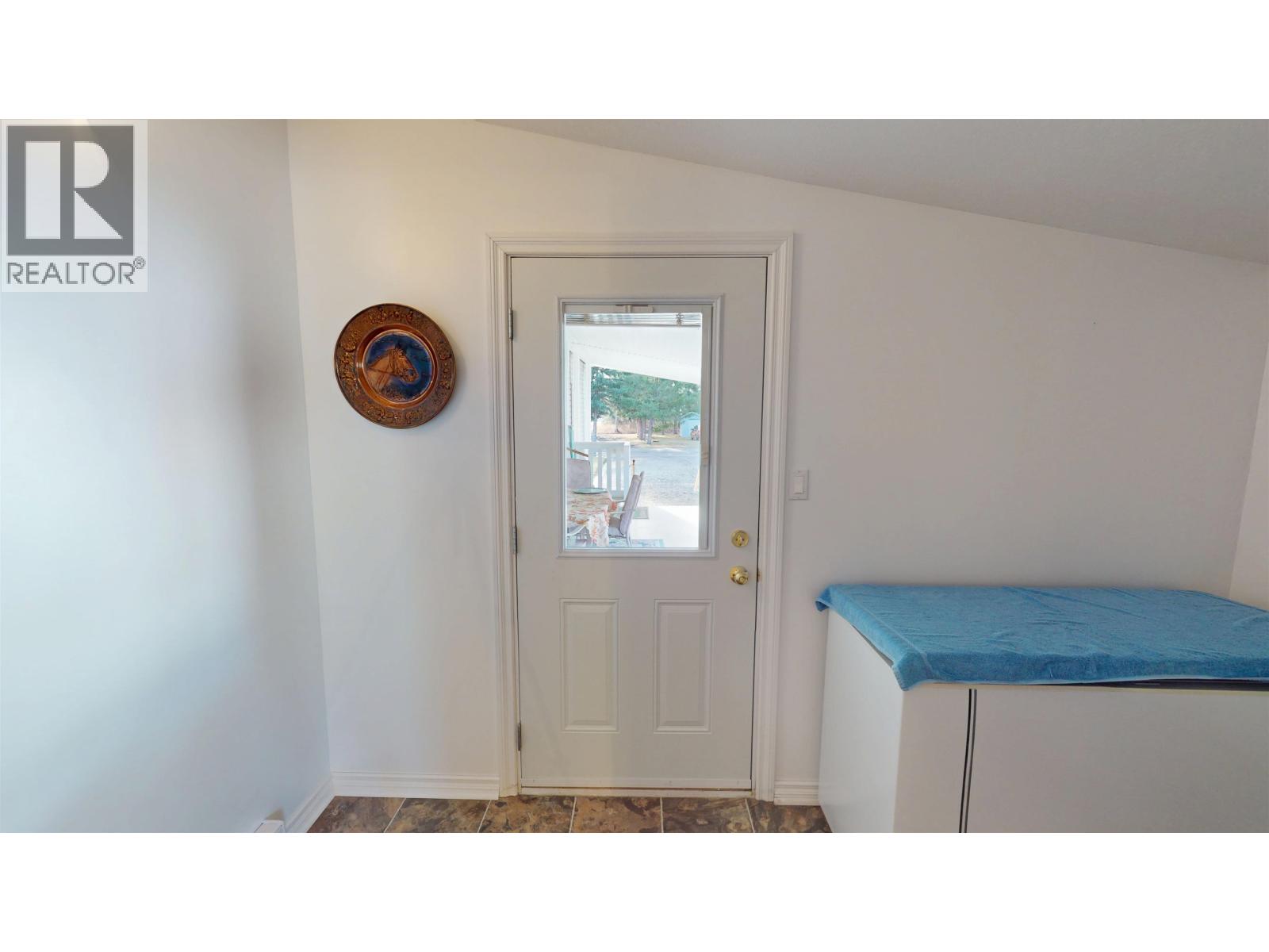 #43 313 WESTLAND ROAD - 25