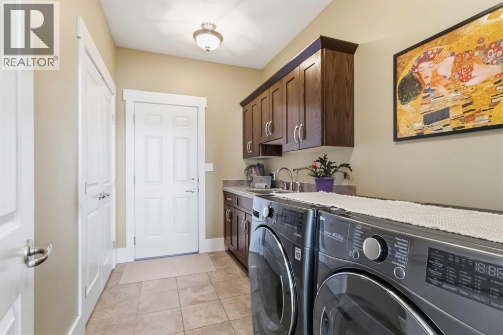 240 Lindstrom Crescent, Fort McMurray