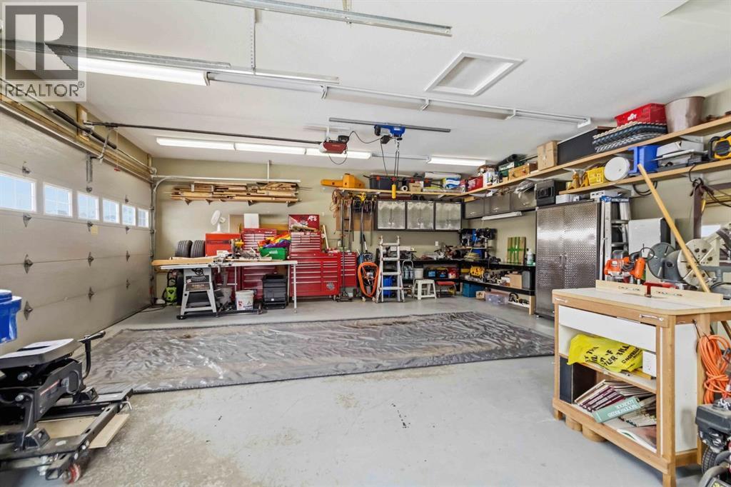 240 Lindstrom Crescent, Fort McMurray