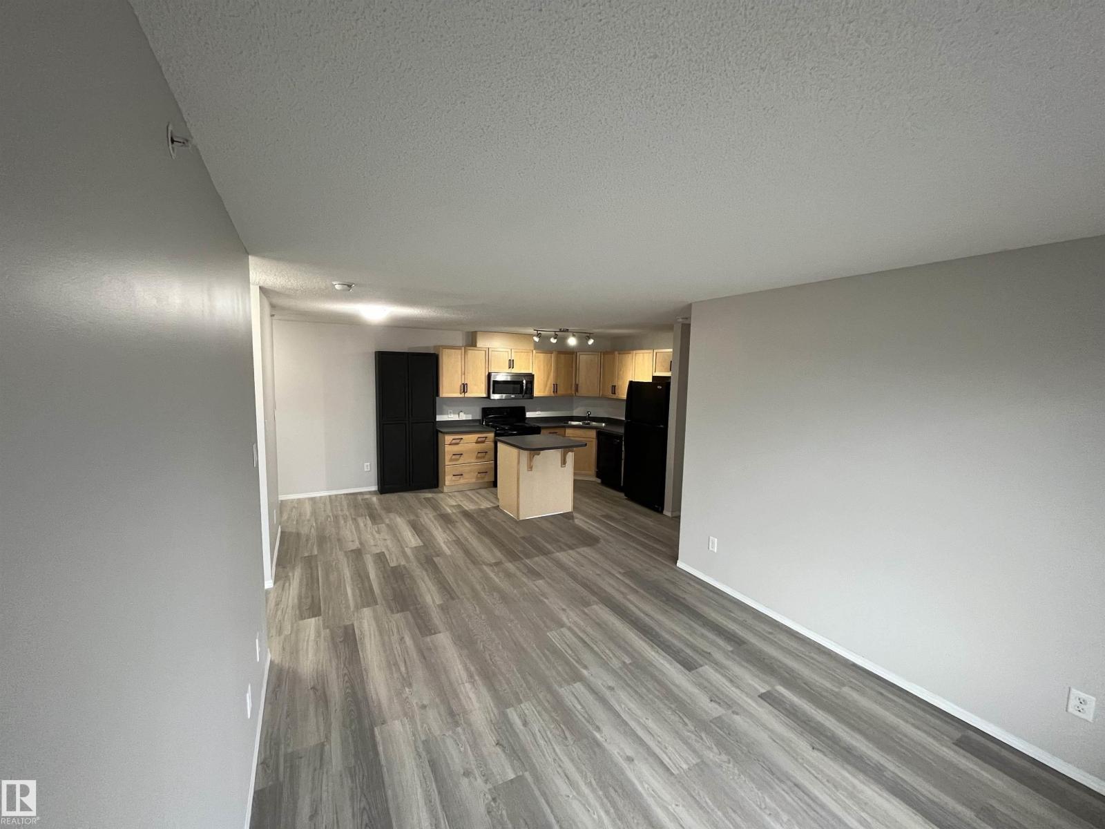 #411 5951 165 AV NW - 8