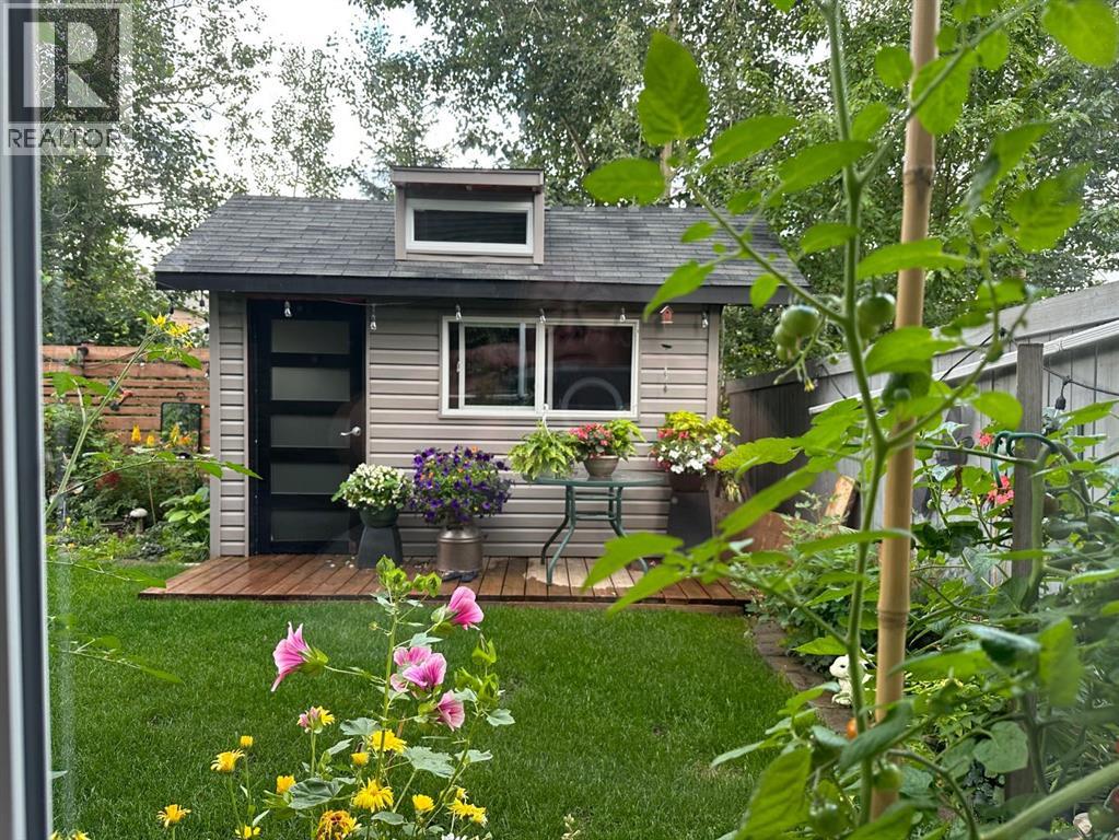 240 Lindstrom Crescent, Fort McMurray