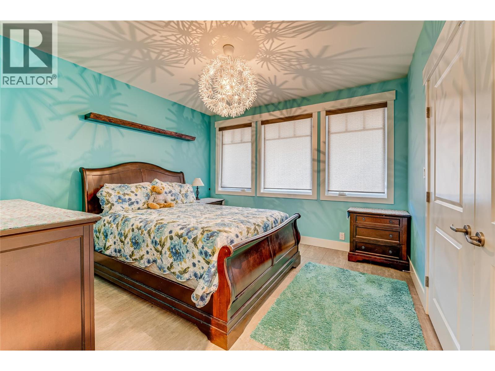 6054 Lynx Drive, Vernon