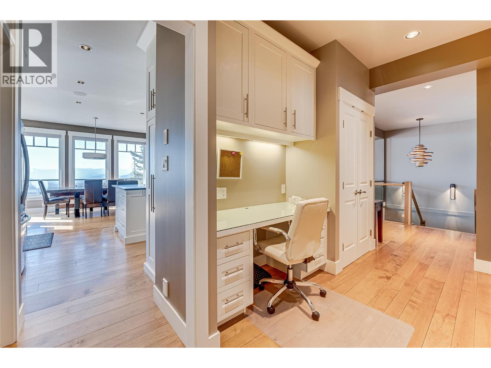 6054 Lynx Drive, Vernon