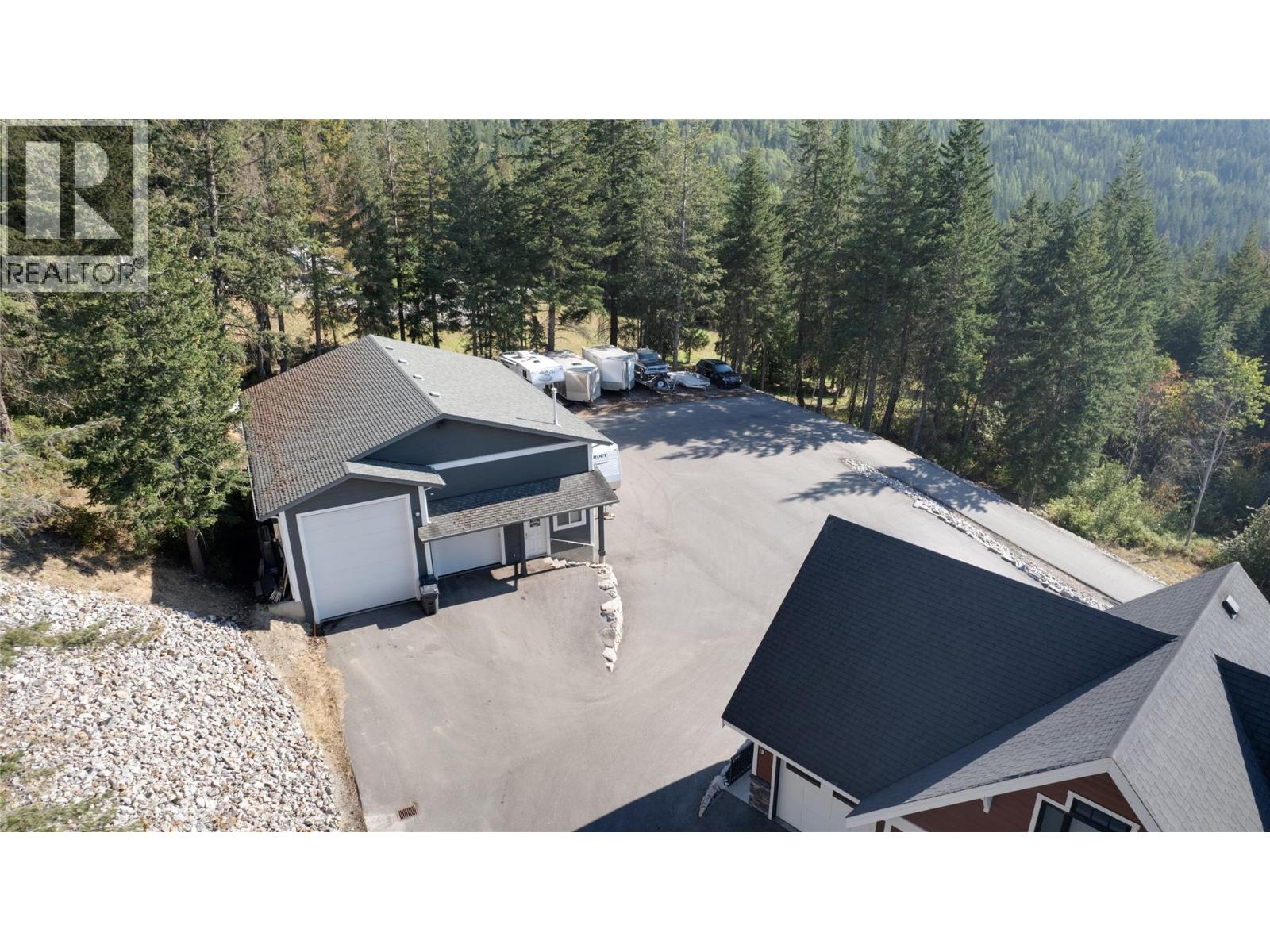 6054 Lynx Drive, Vernon