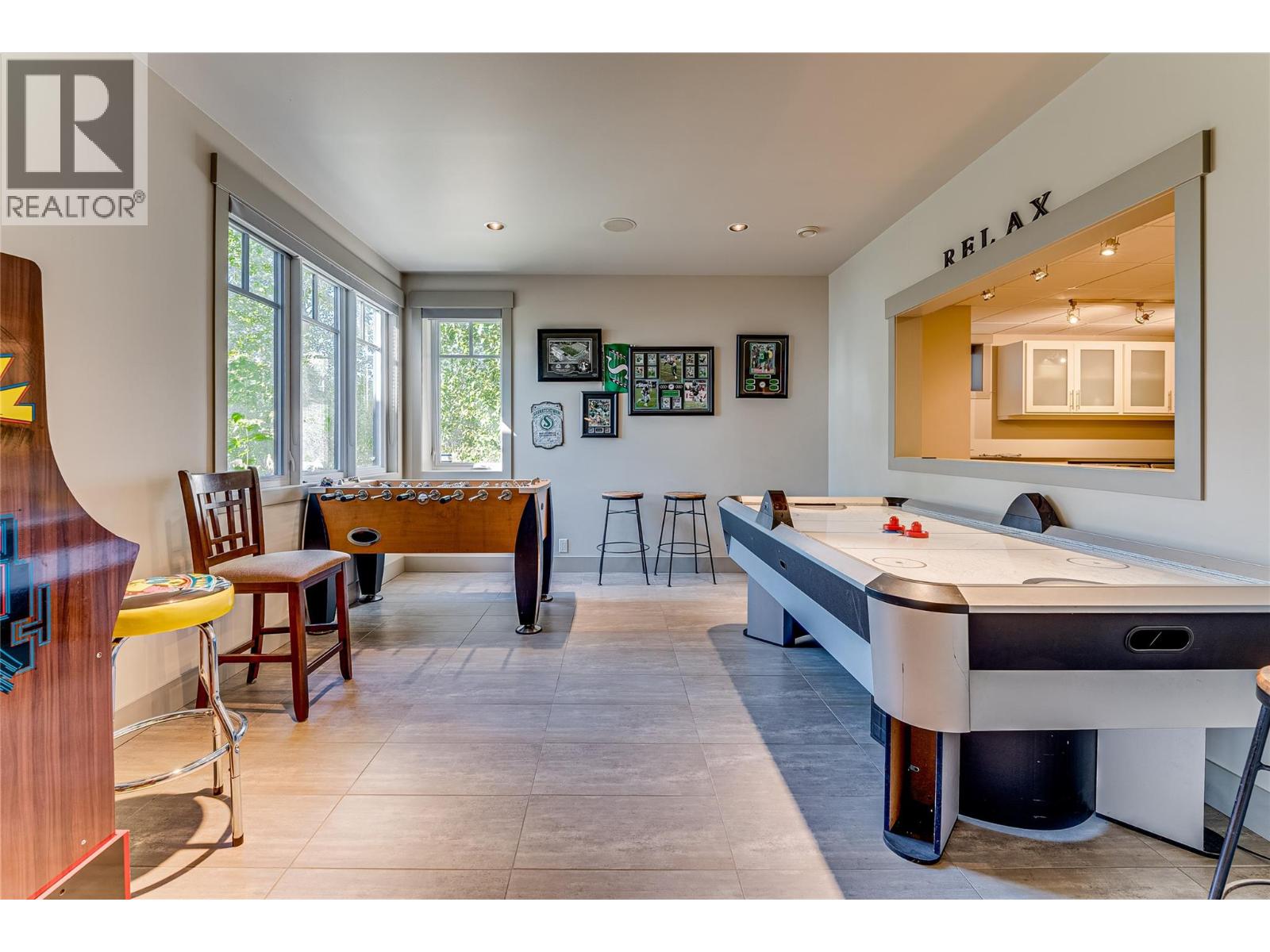 6054 Lynx Drive, Vernon