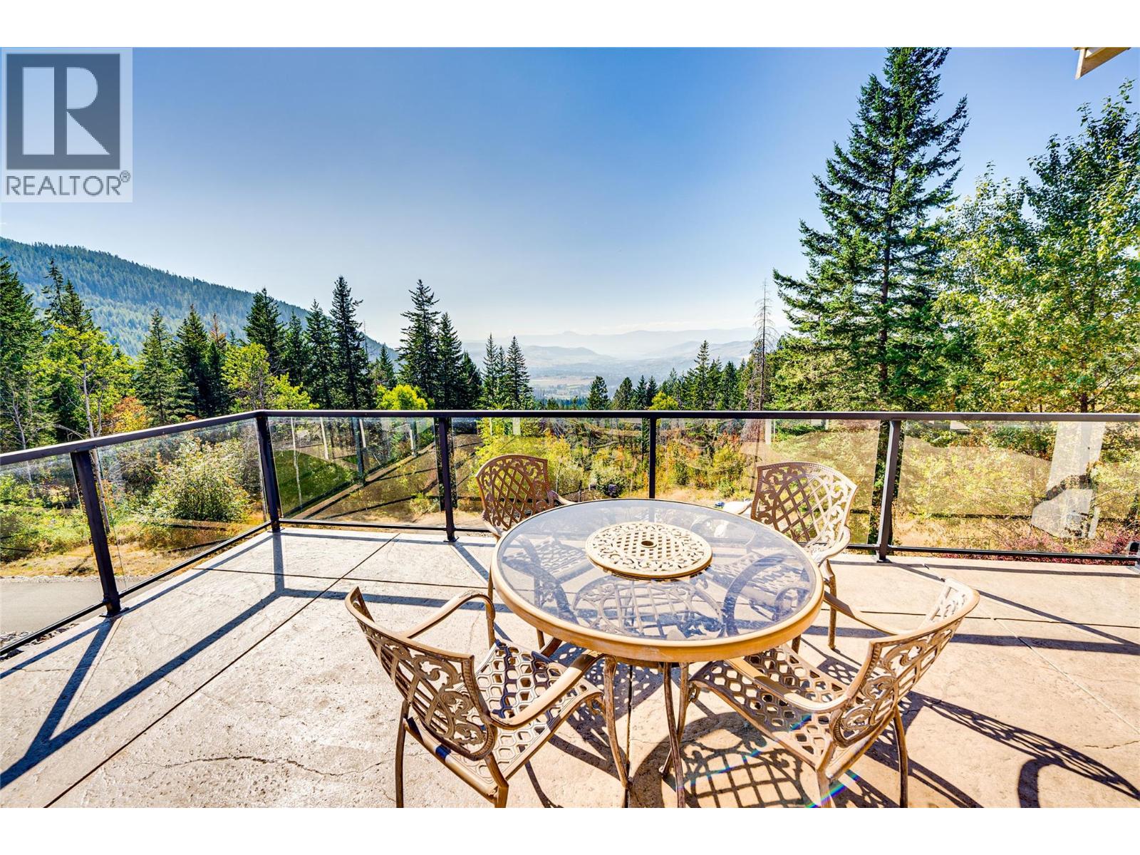 6054 Lynx Drive, Vernon