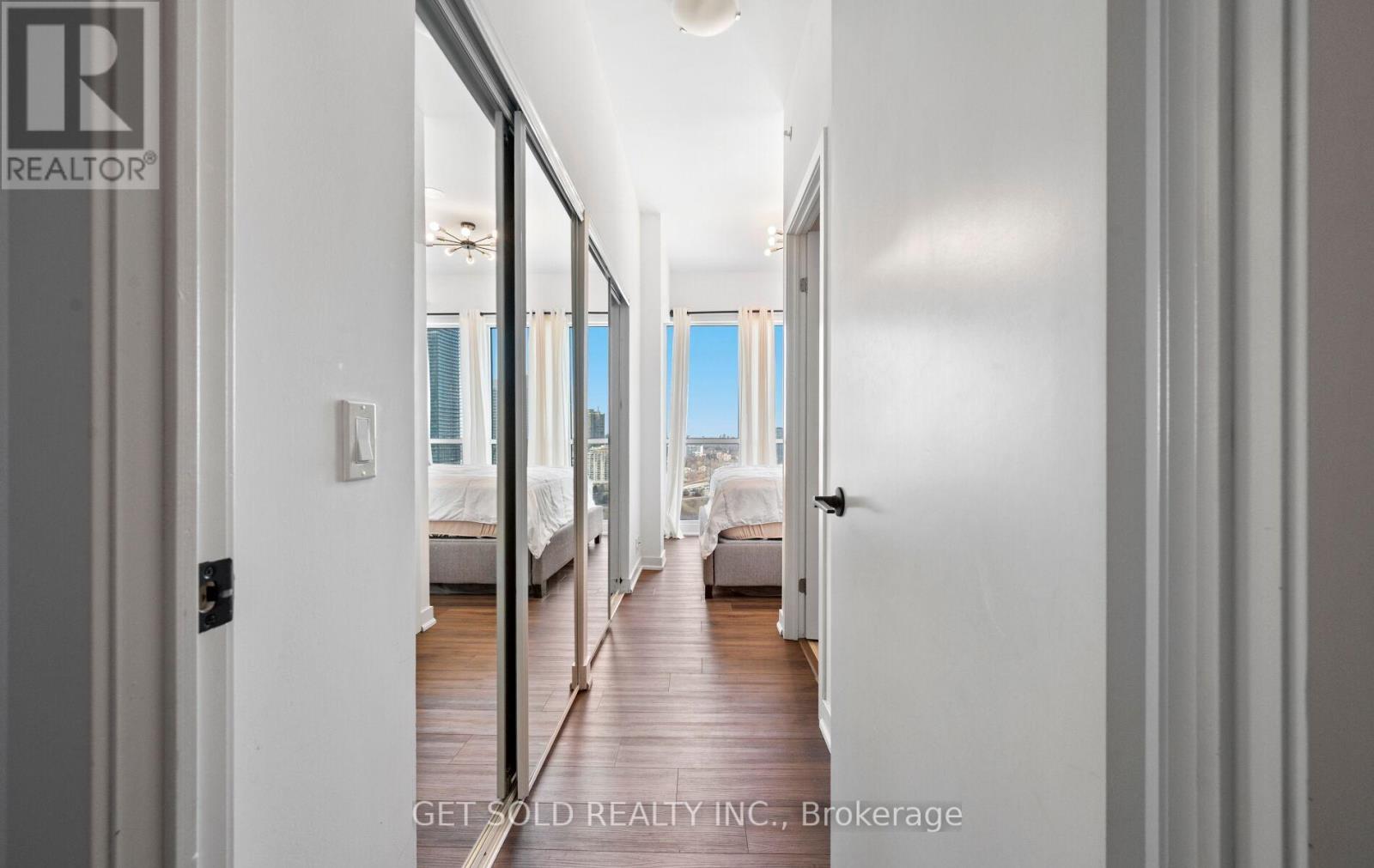 #2407 10 PARK LAWN ROAD - 17
