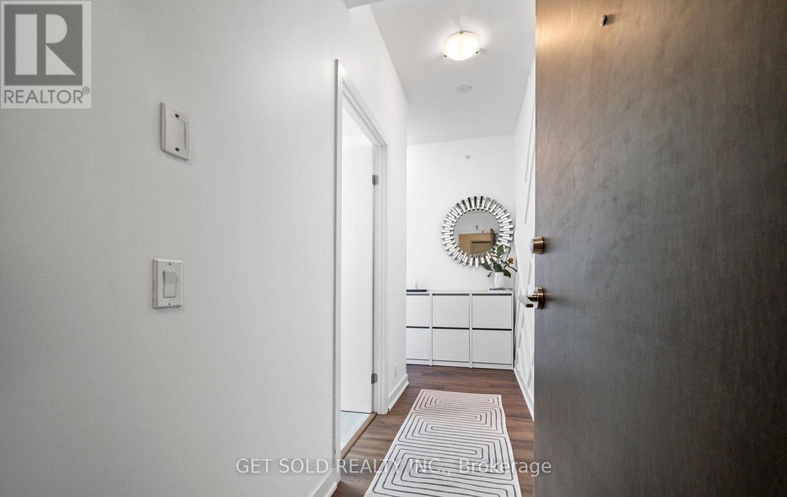 #2407 10 PARK LAWN ROAD - 2