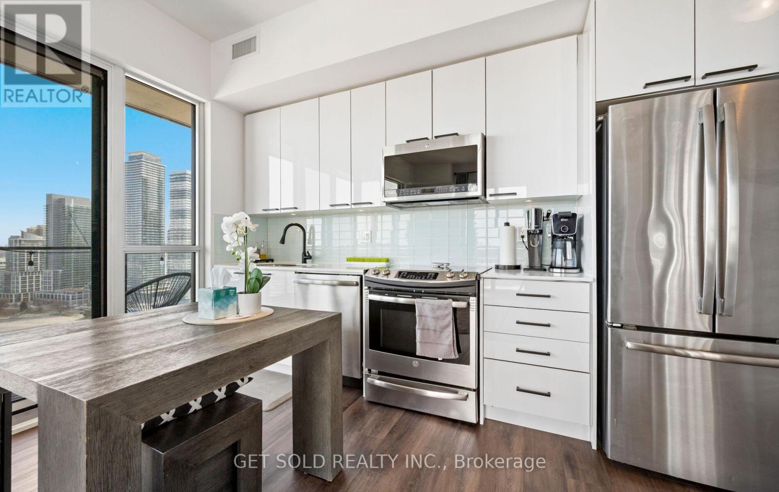 #2407 10 PARK LAWN ROAD - 8