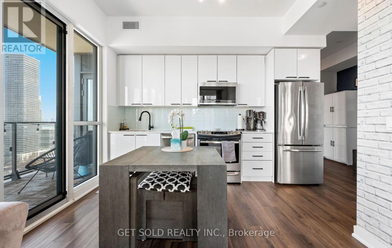 #2407 10 PARK LAWN ROAD - 9