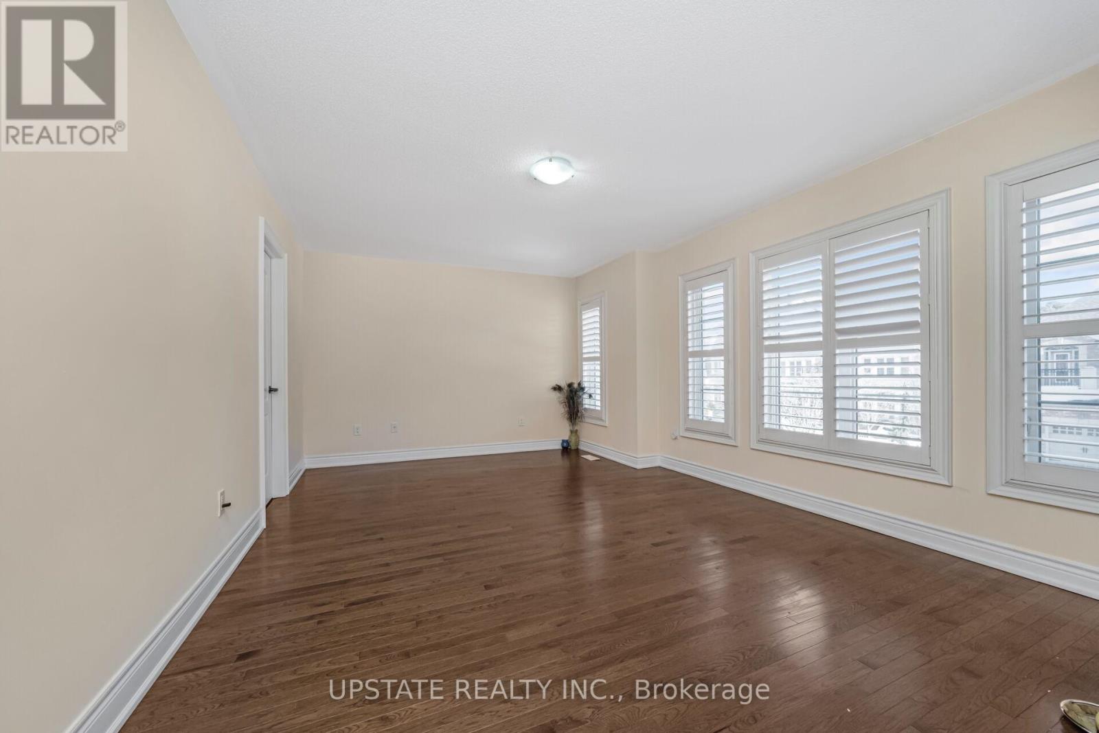 24 HAYWOOD DRIVE - 30
