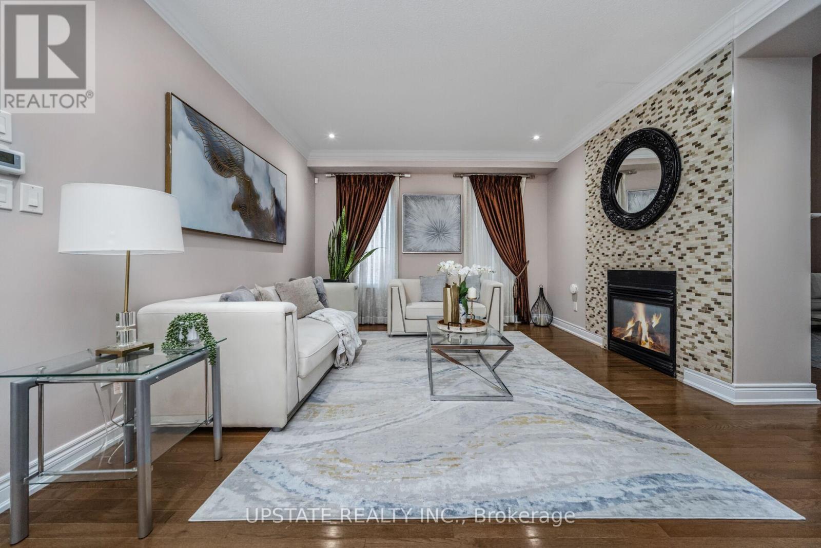 24 HAYWOOD DRIVE - 5