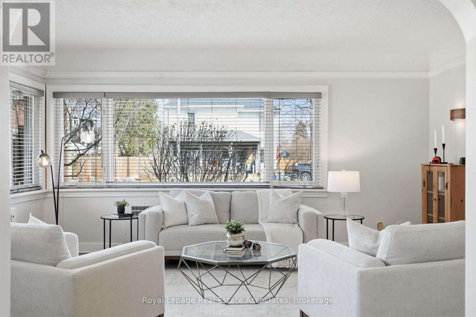 56 KING STREET - 7