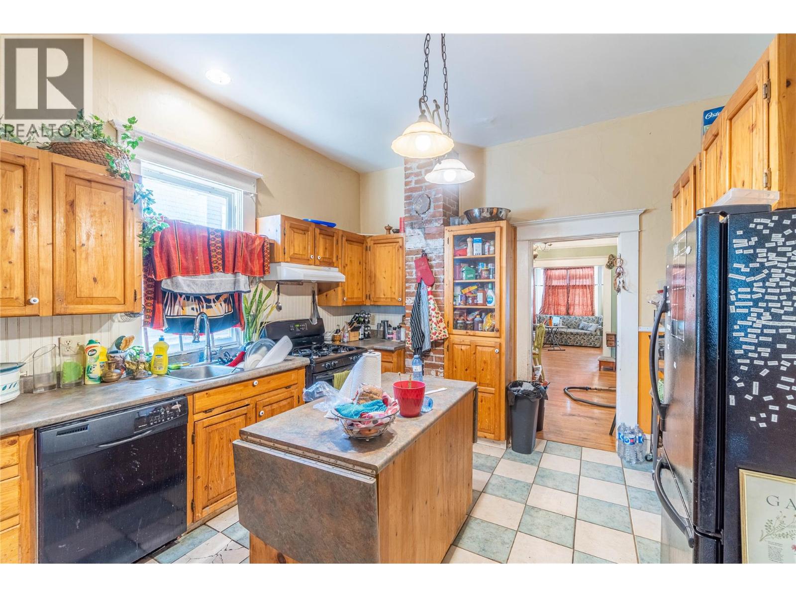 608 ST PAUL STREET - 5