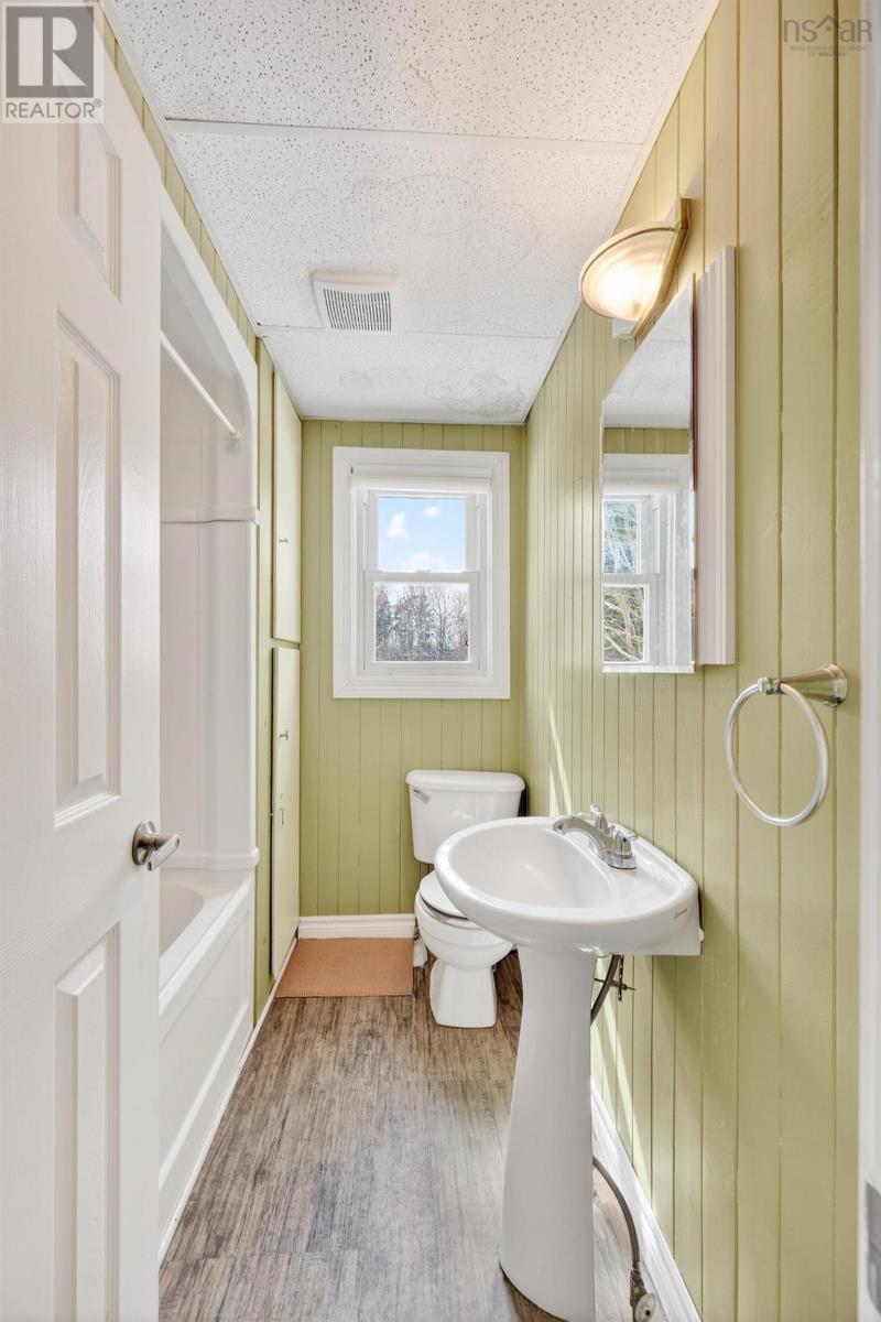 Property 36 of 43 of 116 Macrae Avenue