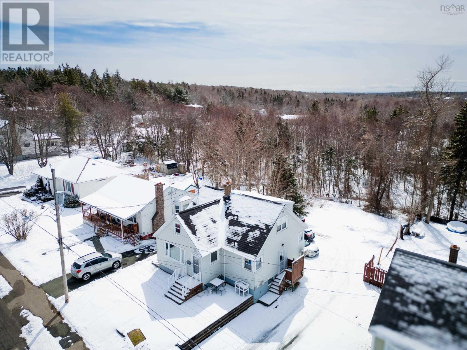 Property 29 of 43 of 116 Macrae Avenue