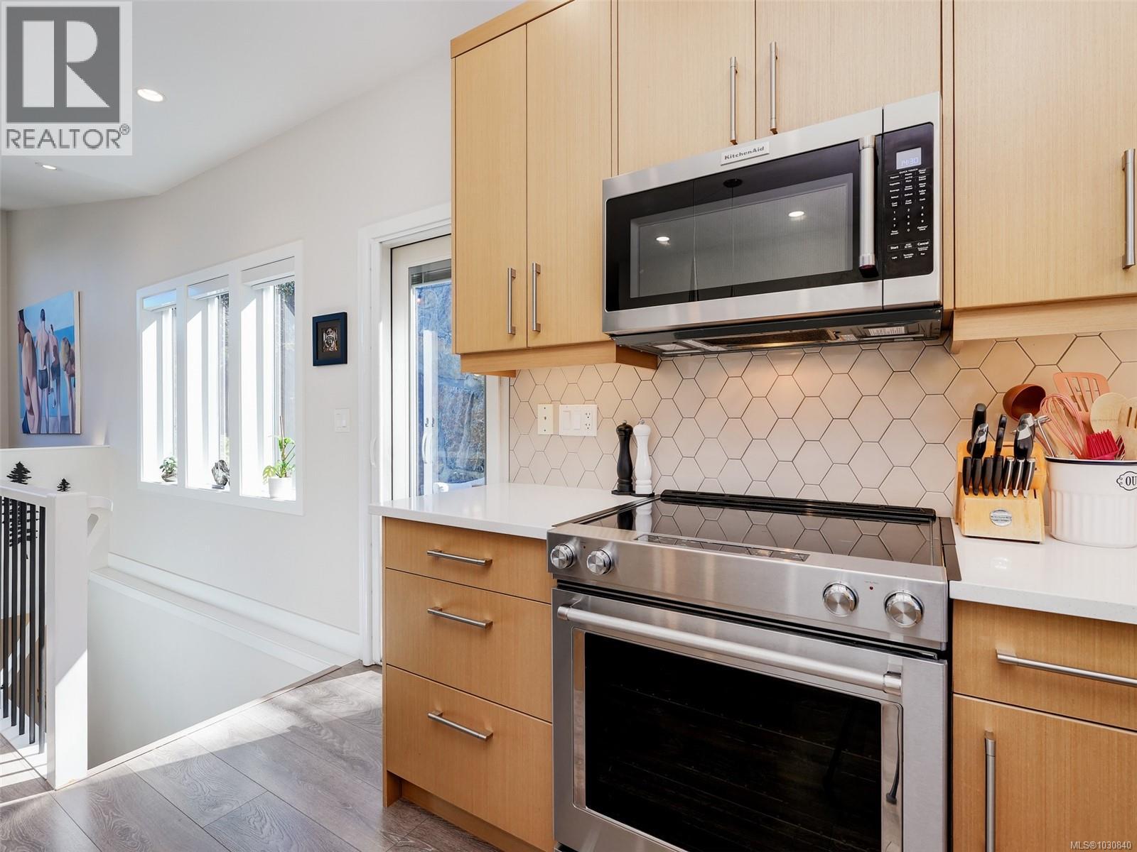 2226 ECHO VALLEY RISE - 9