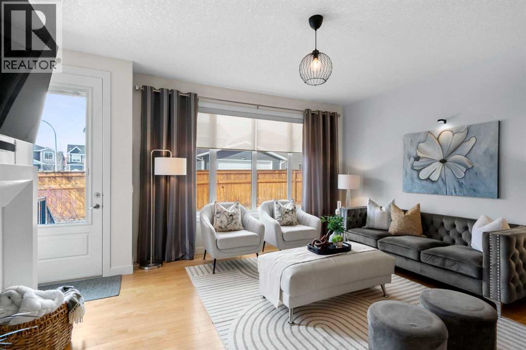 25 Fireside Landing, Cochrane