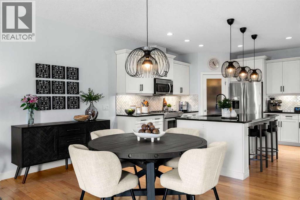 25 Fireside Landing, Cochrane