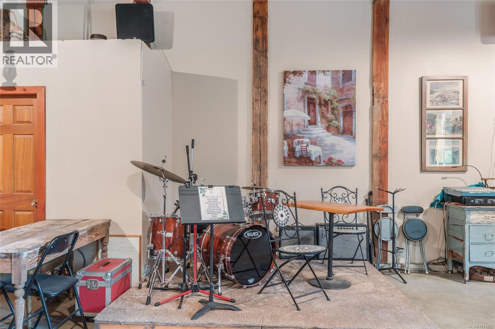 2300 EAST WELLINGTON RD - 23