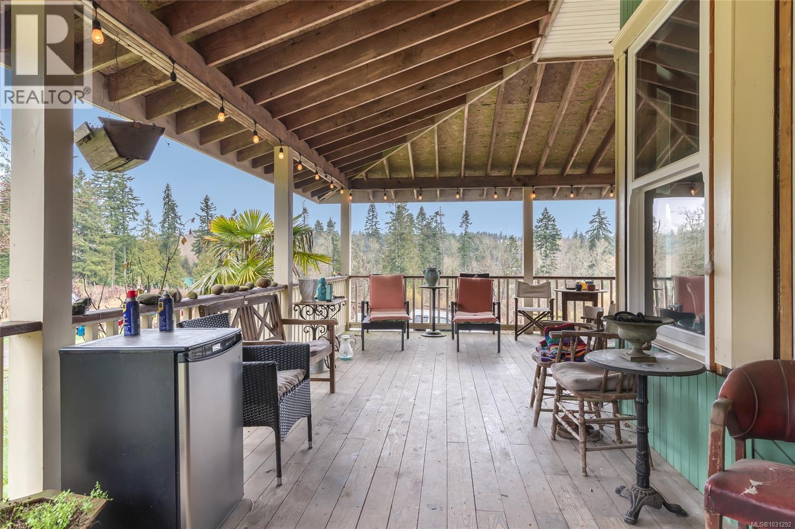 2300 EAST WELLINGTON RD - 52