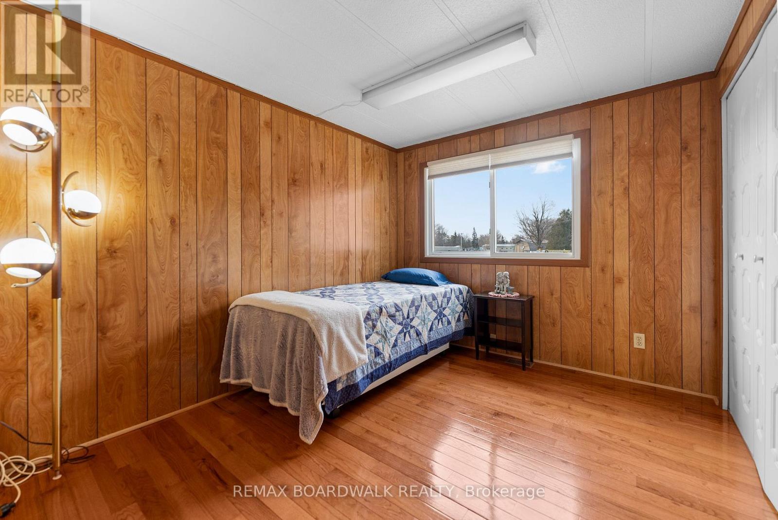 3 OTTERDALE CRESCENT — photo 29