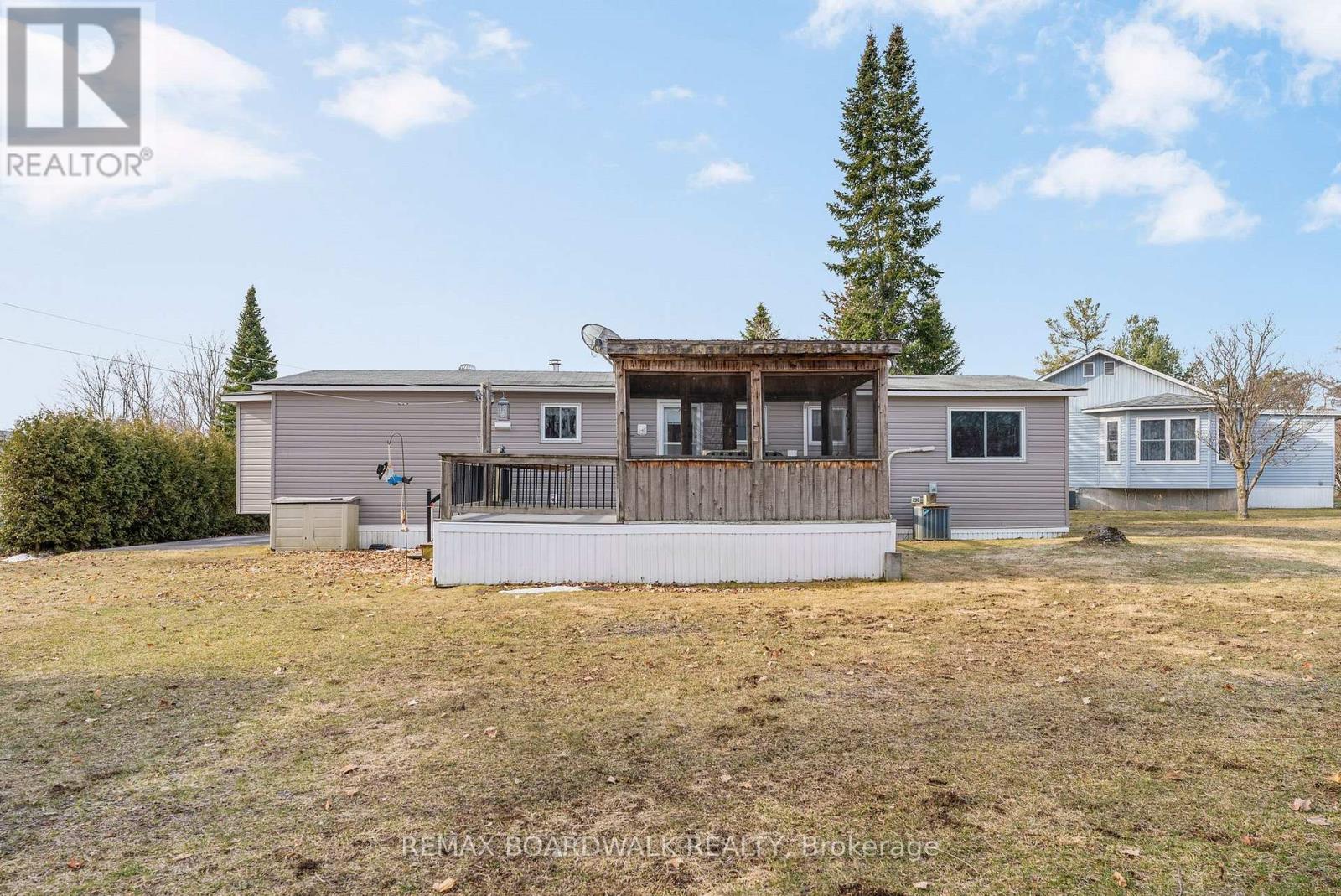 3 OTTERDALE CRESCENT — photo 39