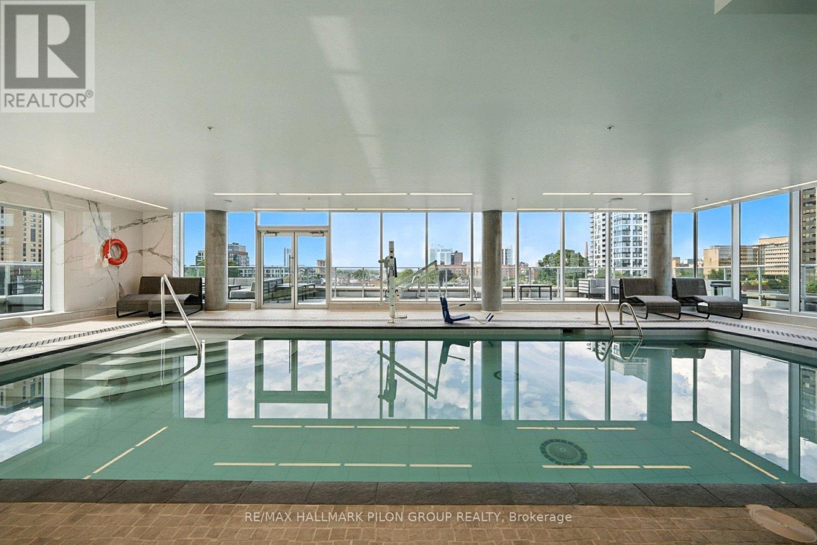 #908 805 CARLING AVENUE - 13