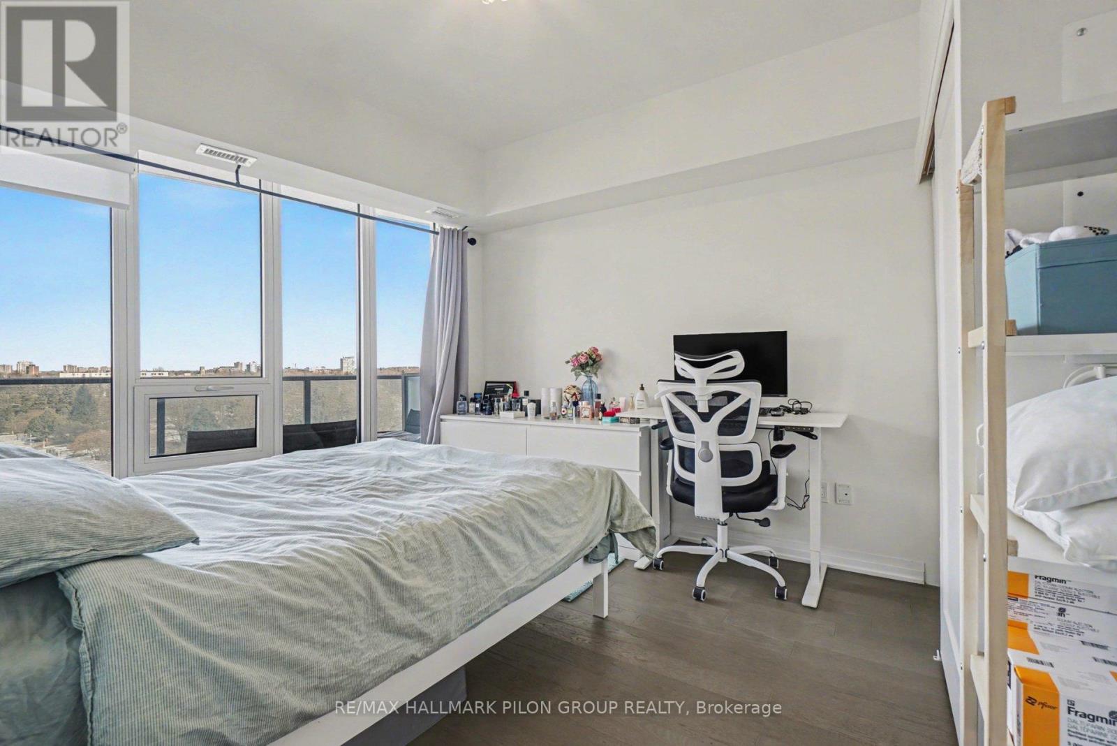 #908 805 CARLING AVENUE - 8
