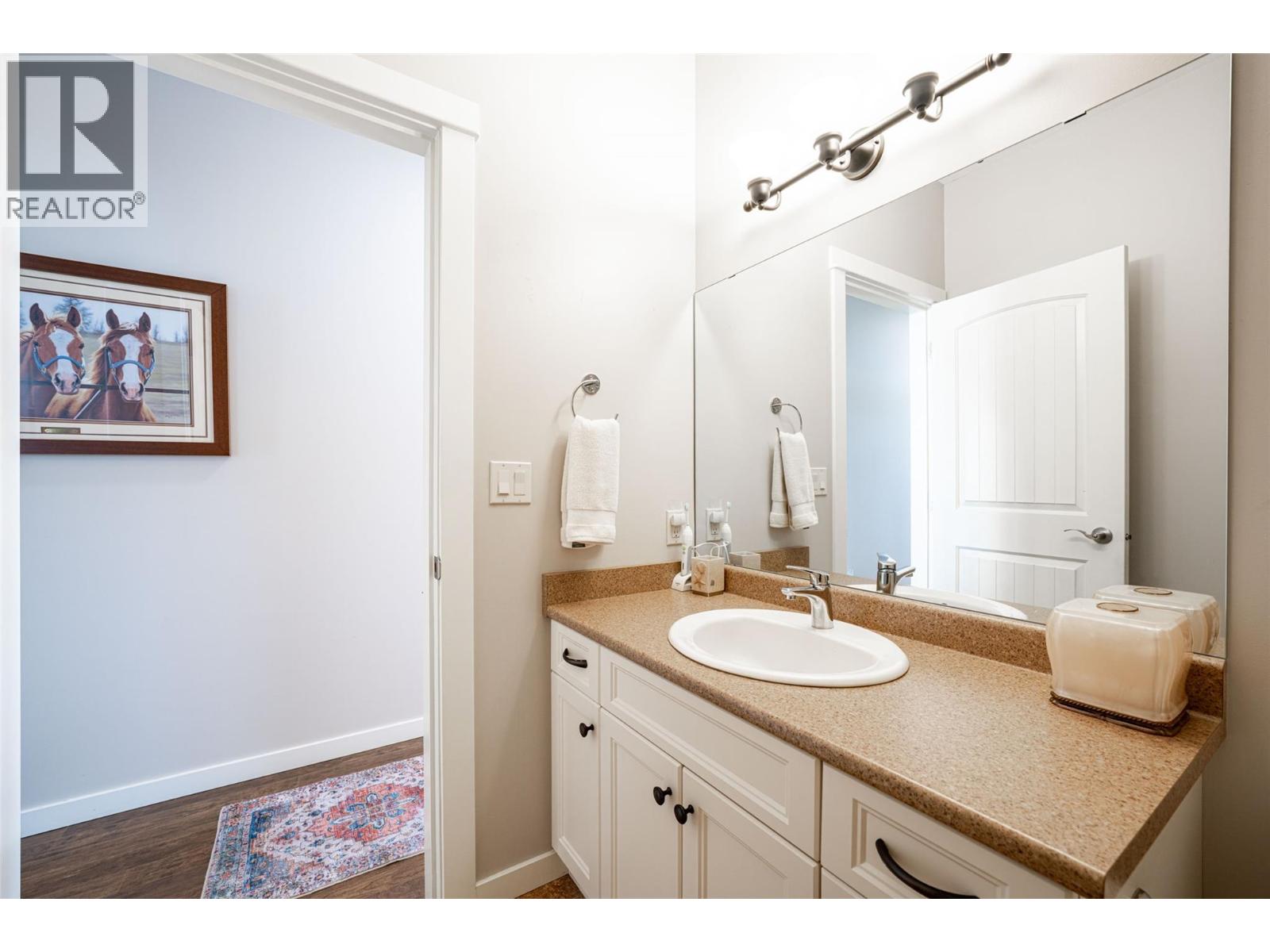 #27 2444 YORK AVENUE - 39