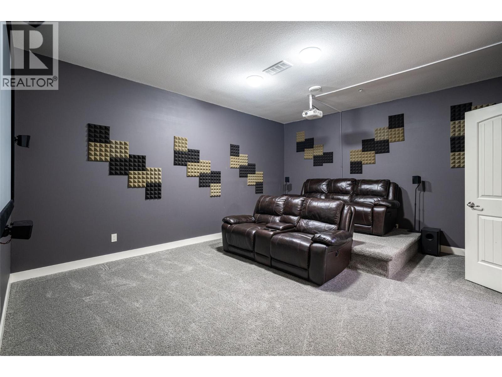 #27 2444 York Avenue - 54
