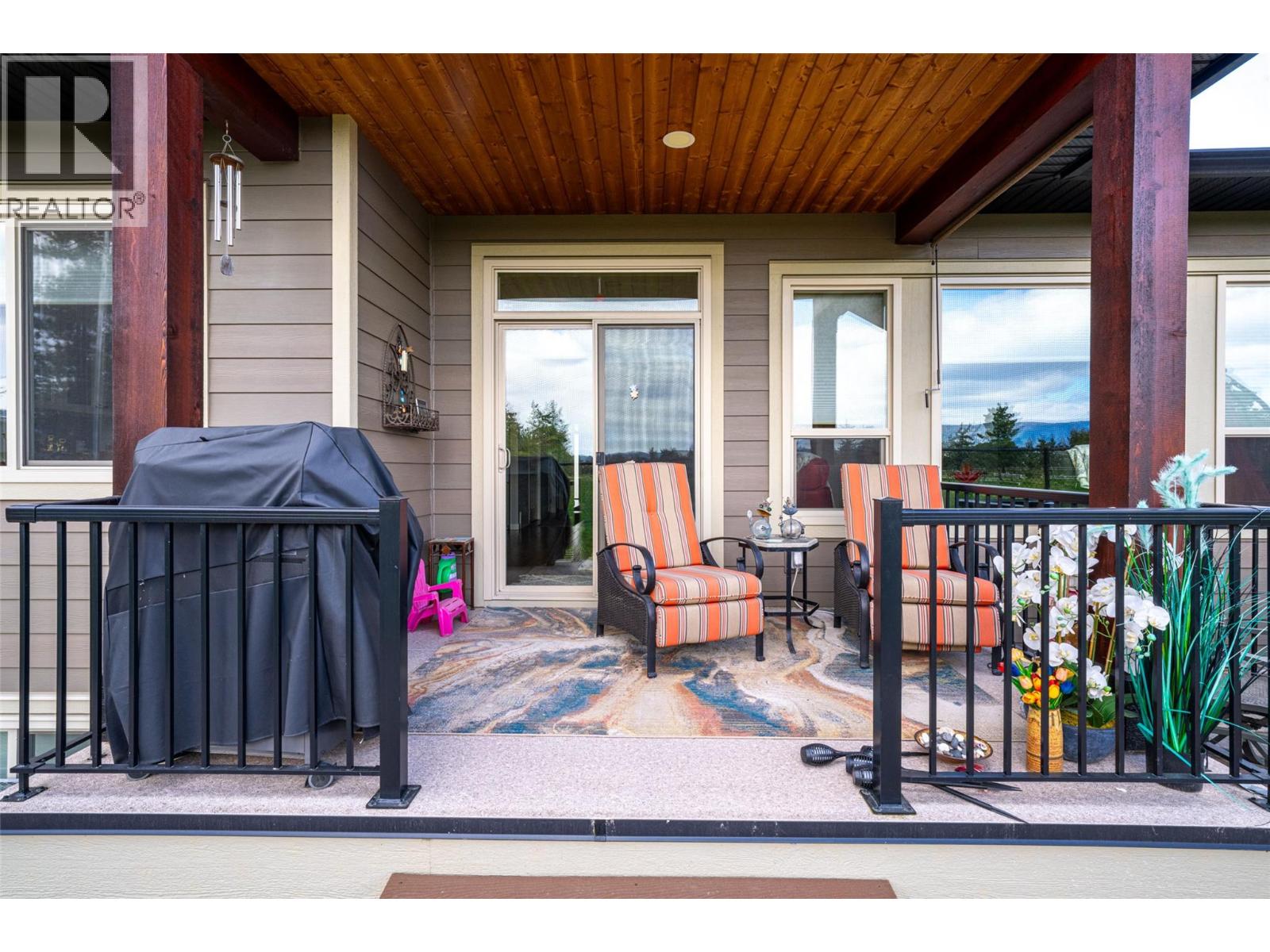 #27 2444 York Avenue - 72
