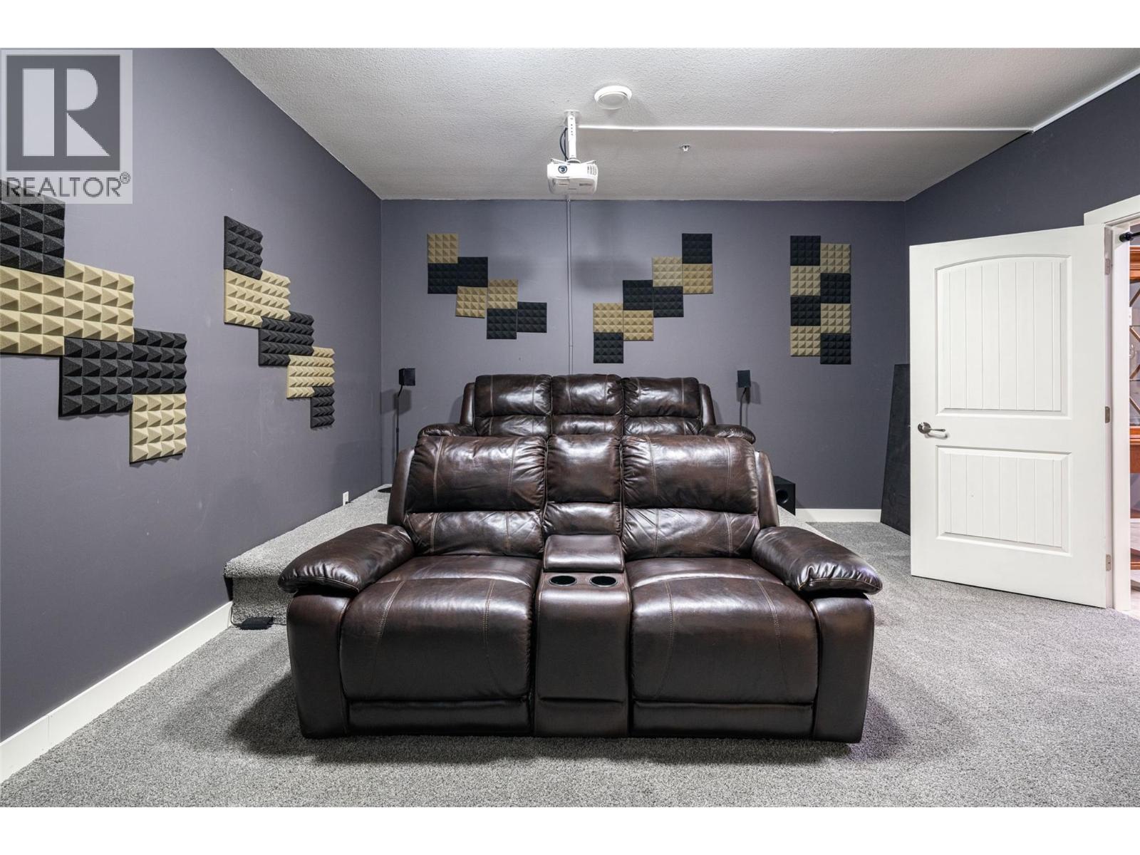 #27 2444 York Avenue - 55