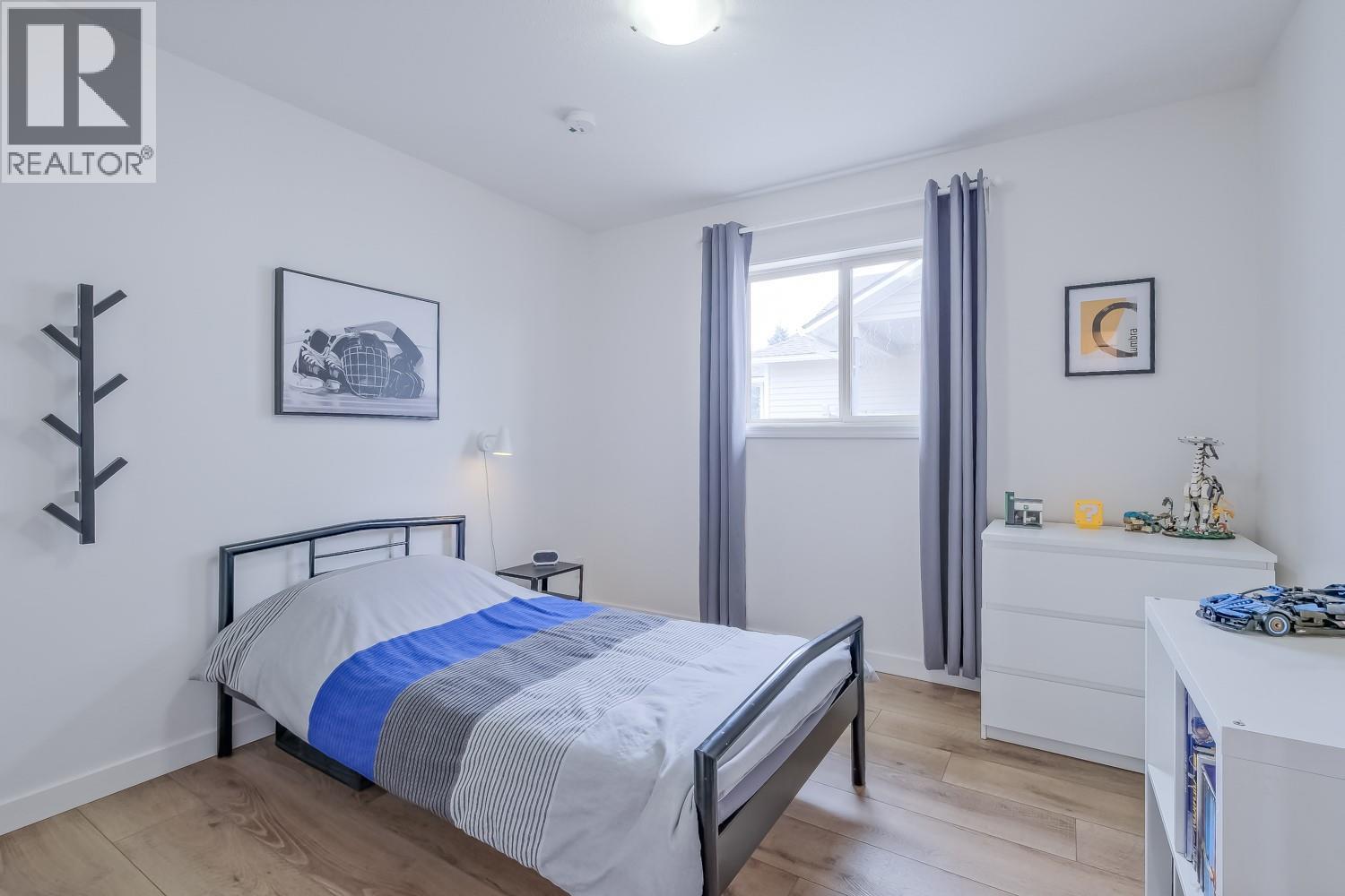  1509 Feedham Avenue, Kelowna