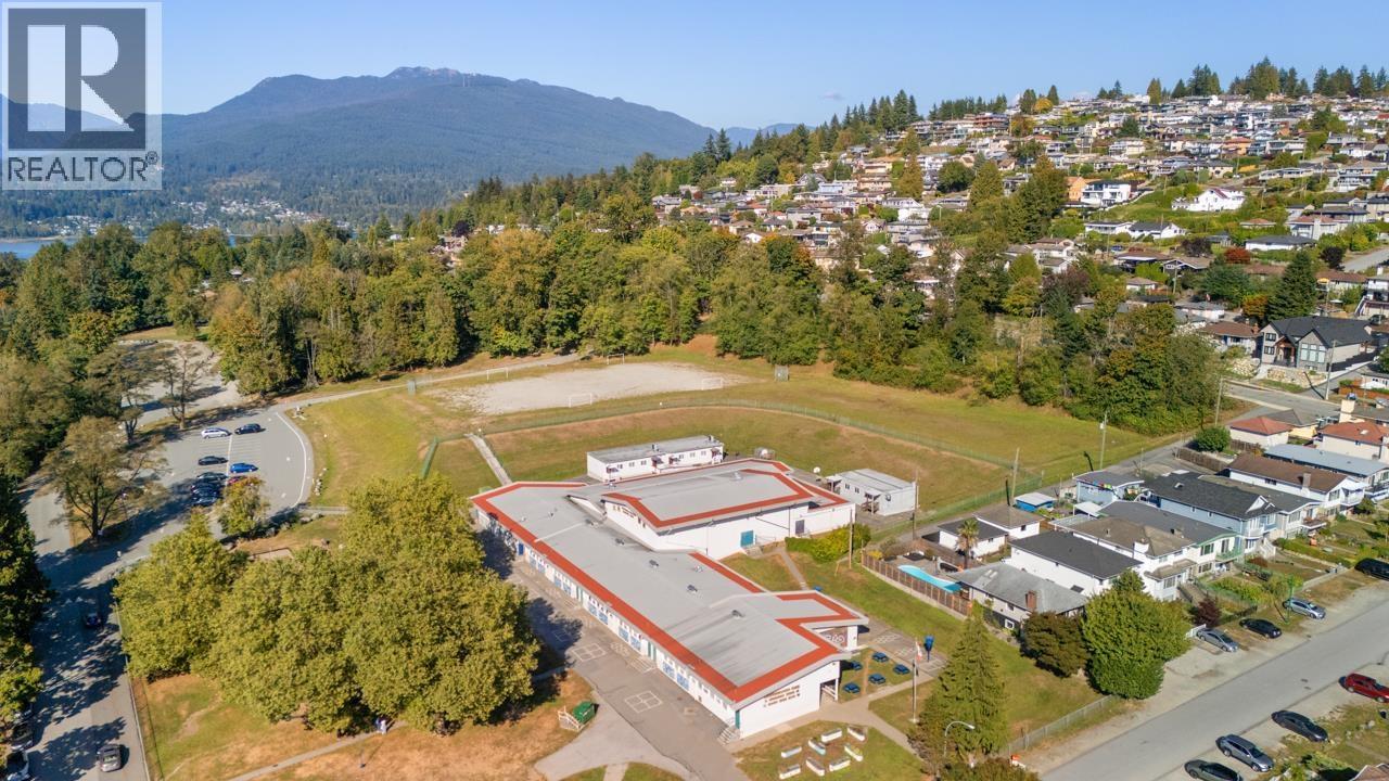 210 4458 ALBERT STREET, Burnaby