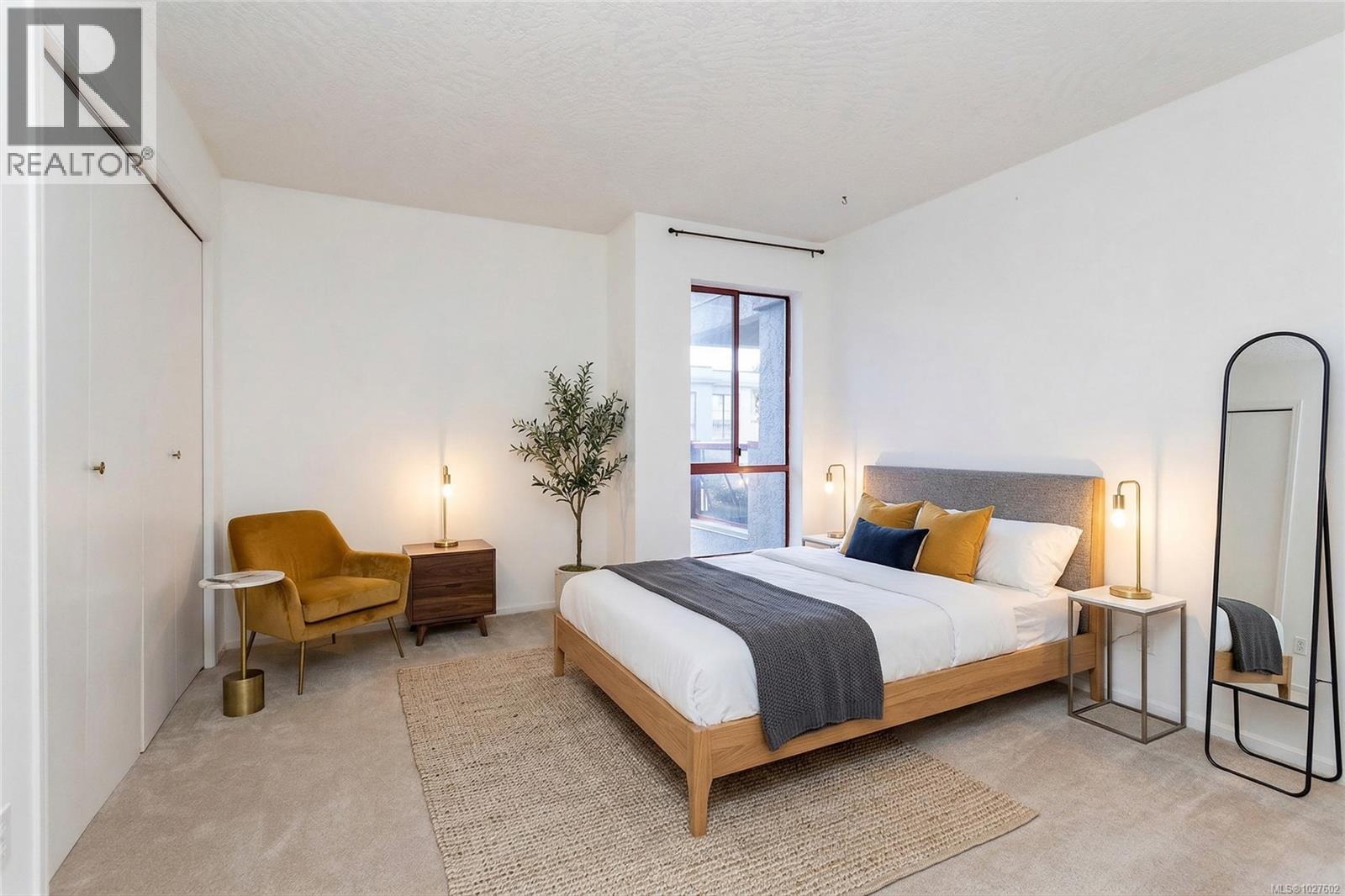 #308 545 MANCHESTER RD - 17