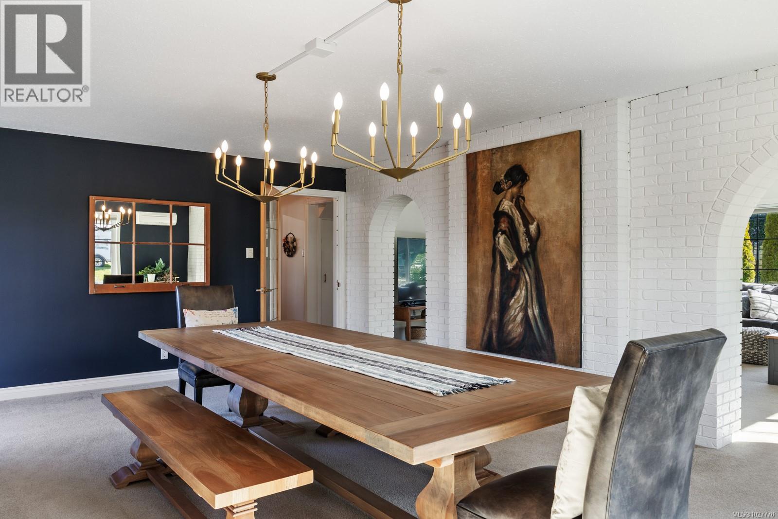 3830 LAUREL DR - Image 3