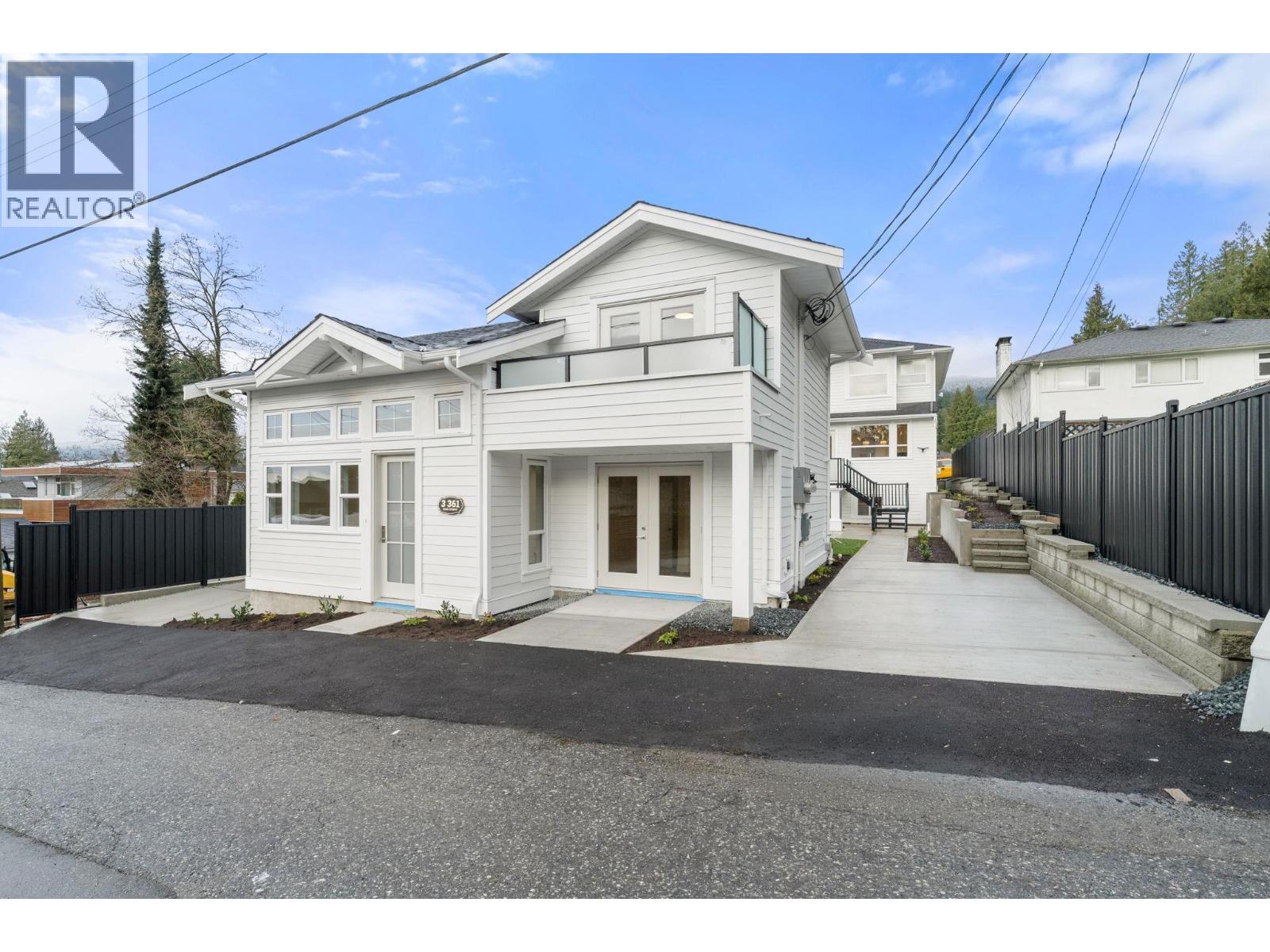 361 E 22ND STREET, North Vancouver