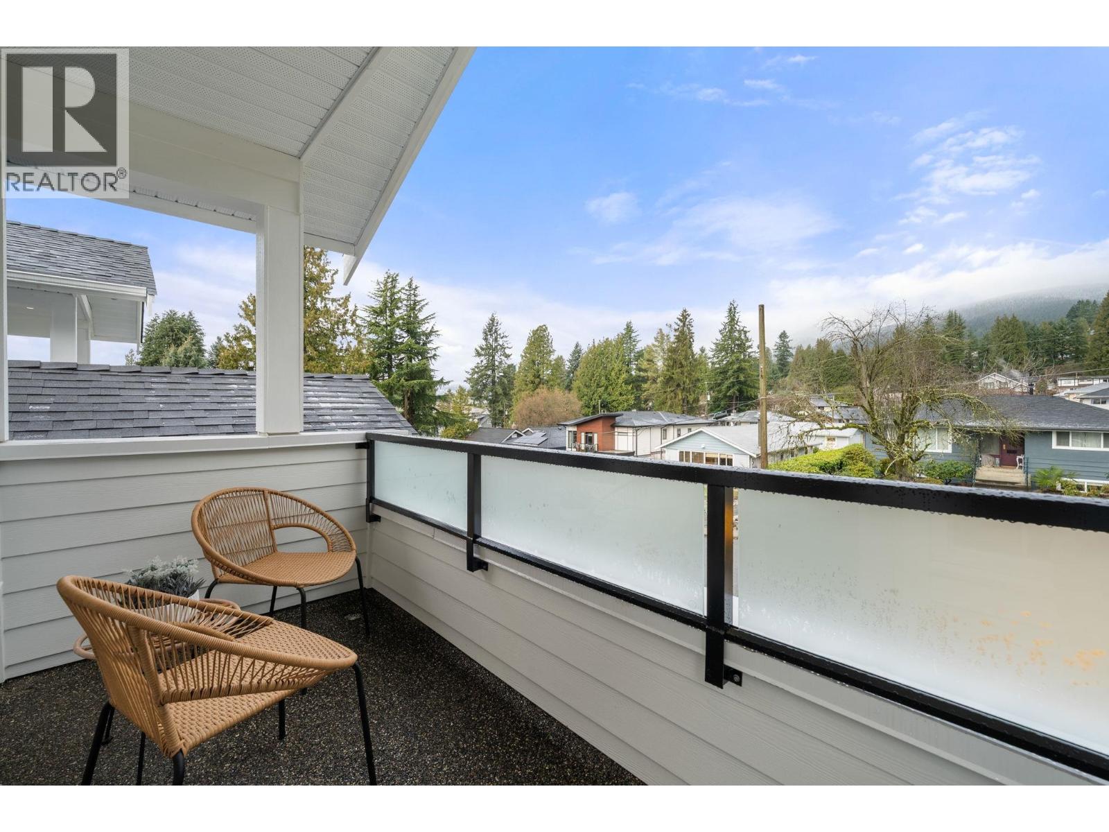 361 E 22ND STREET, North Vancouver